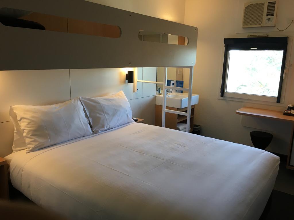 Ibis Budget - Enfield Sidney Exterior foto