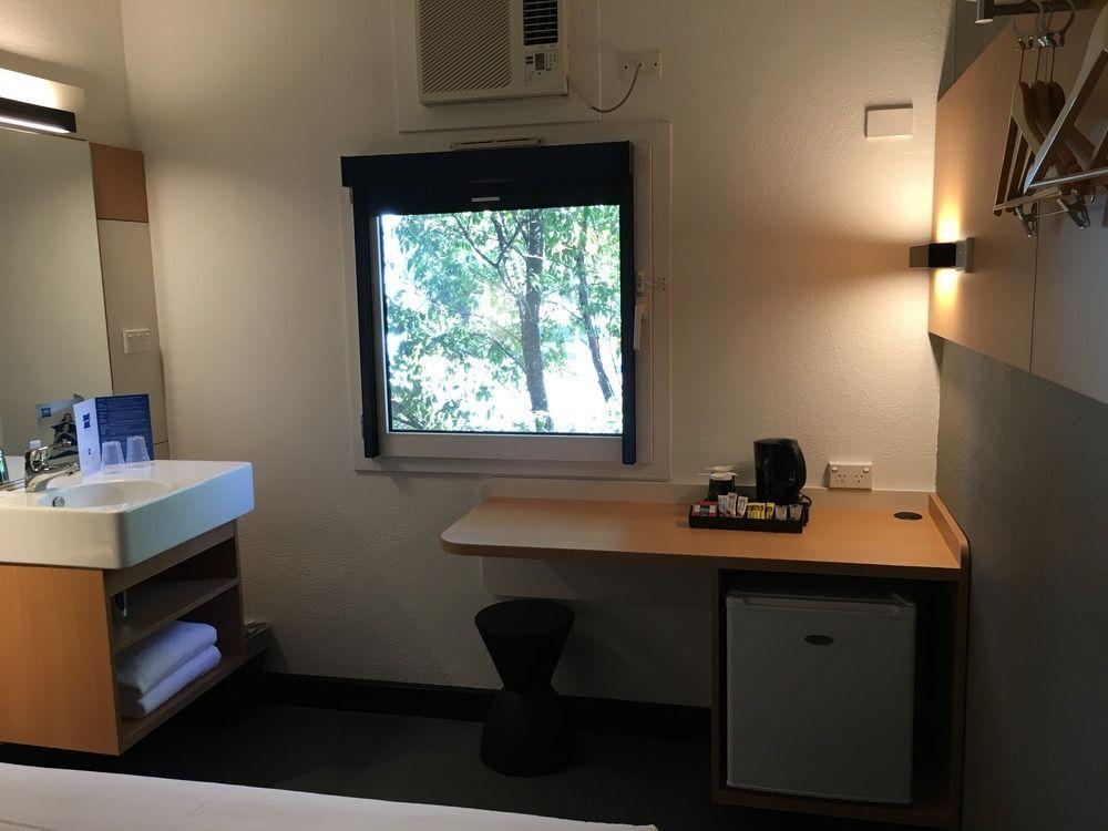 Ibis Budget - Enfield Sidney Exterior foto