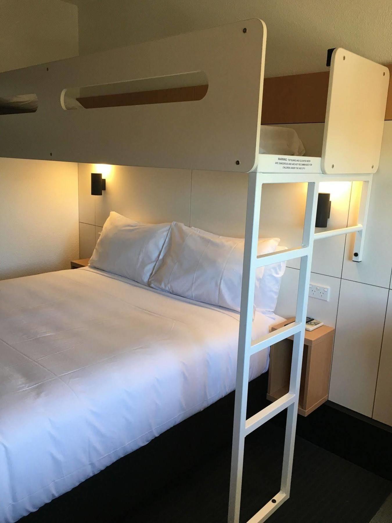 Ibis Budget - Enfield Sidney Exterior foto